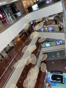 大型商場(chǎng)中庭天井led云朵造型吊飾定制工廠(chǎng)銘星燈飾